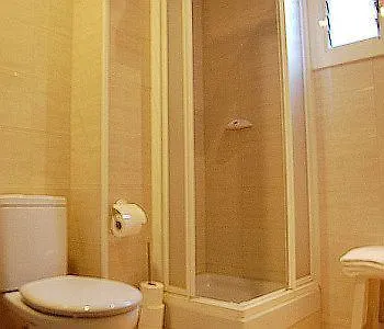 Pension Segre Barcellona Spagna